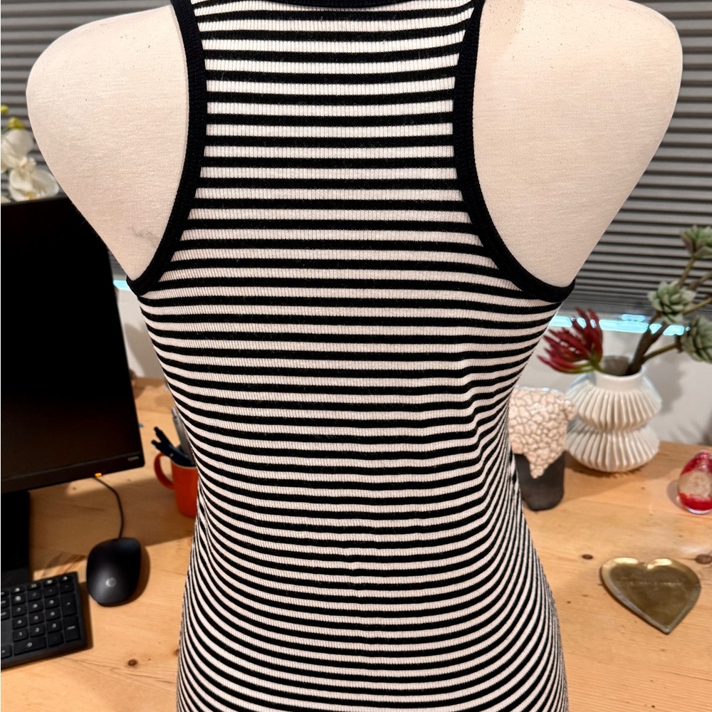 Splits59 Black and White Striped Tank Top Size Large Women EUC